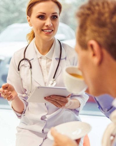 doctor-and-patient-KN99MCG (1)